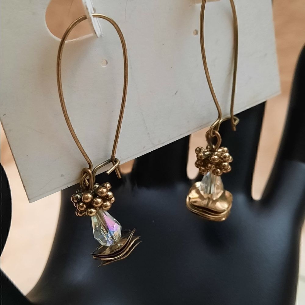 Beautiful Earrings   - Picture 3 of 4